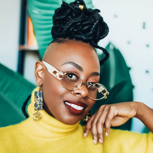 XayLi Barclay, the CEO of the Start Shoot Grow Video Academy, a visual content creation coach, and Thinkific expert for online course creators